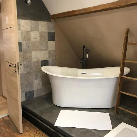 L Atypik A L Ancienne Forge